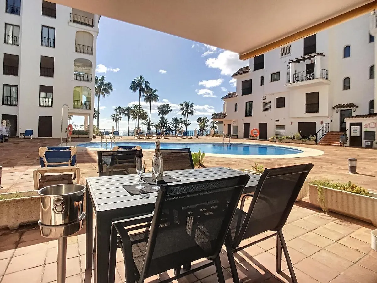 Duquesa Superb Seafront Apartment Marina Real Manilva