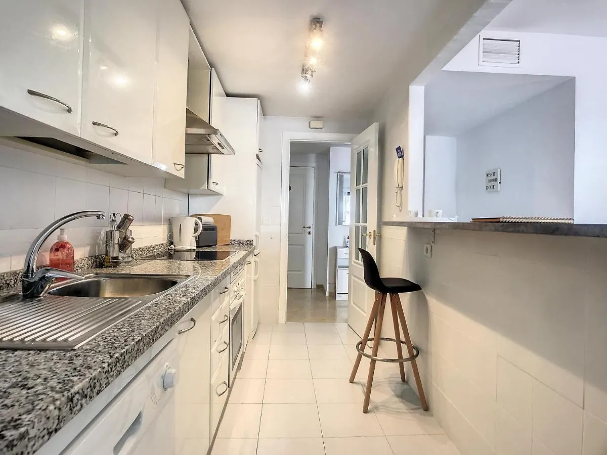 Duquesa Superb Seafront Apartment Marina Real Manilva