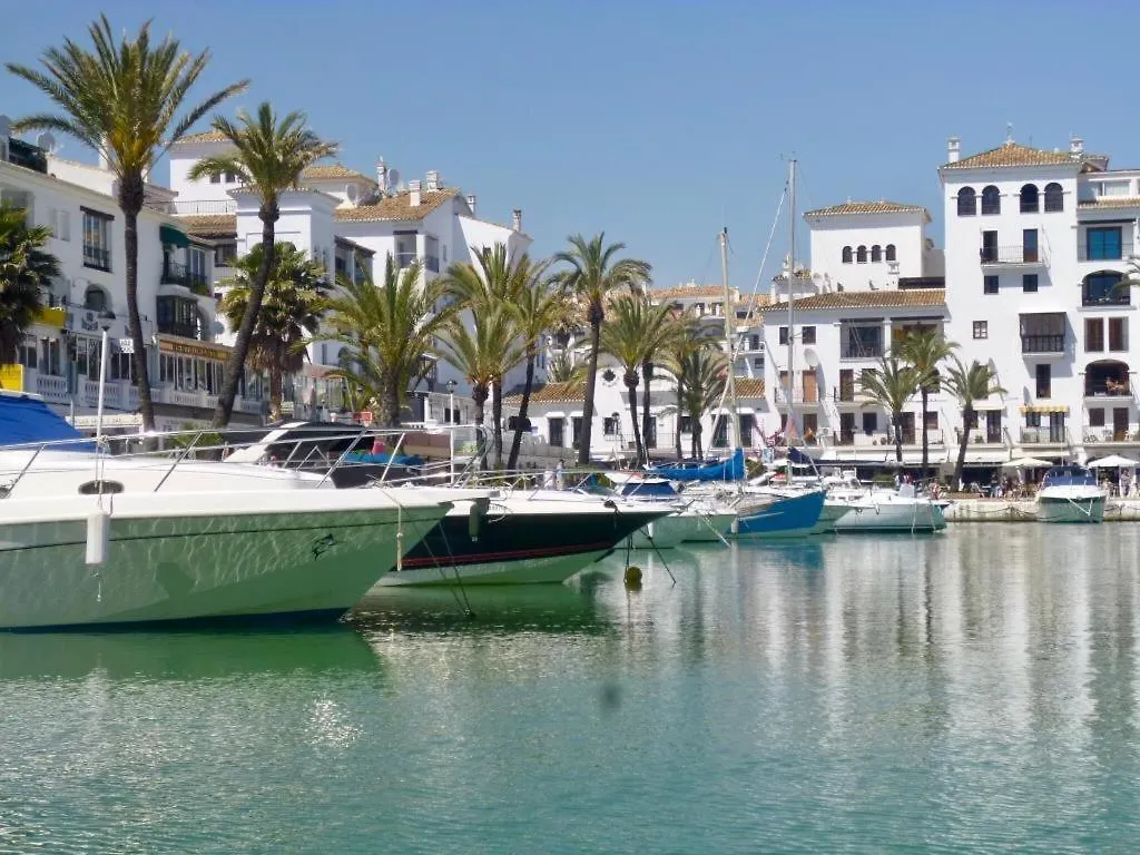 Duquesa Superb Seafront Apartment Marina Real Manilva